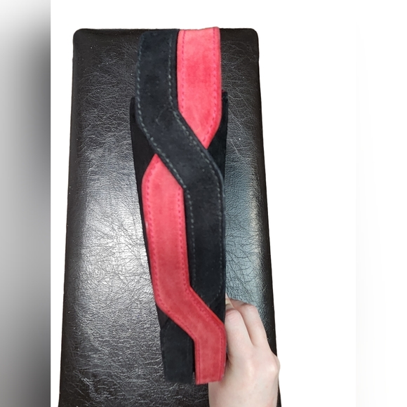 Salvatore Ferragamo black red Vintage Clutch/Crossbody - Picture 4 of 13